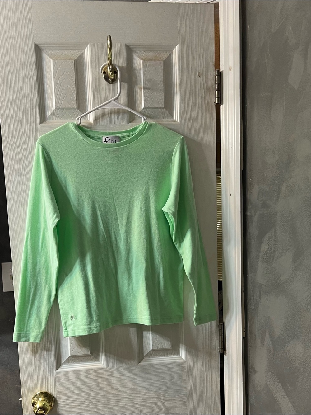 Lilly Pulitzer Mint Green Long Sleeve Tee Women’s Medium Palm Tree Logo